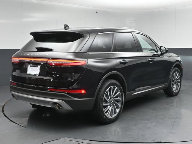 Certified 2024 Lincoln Corsair Reserve AWD/4WD image 3