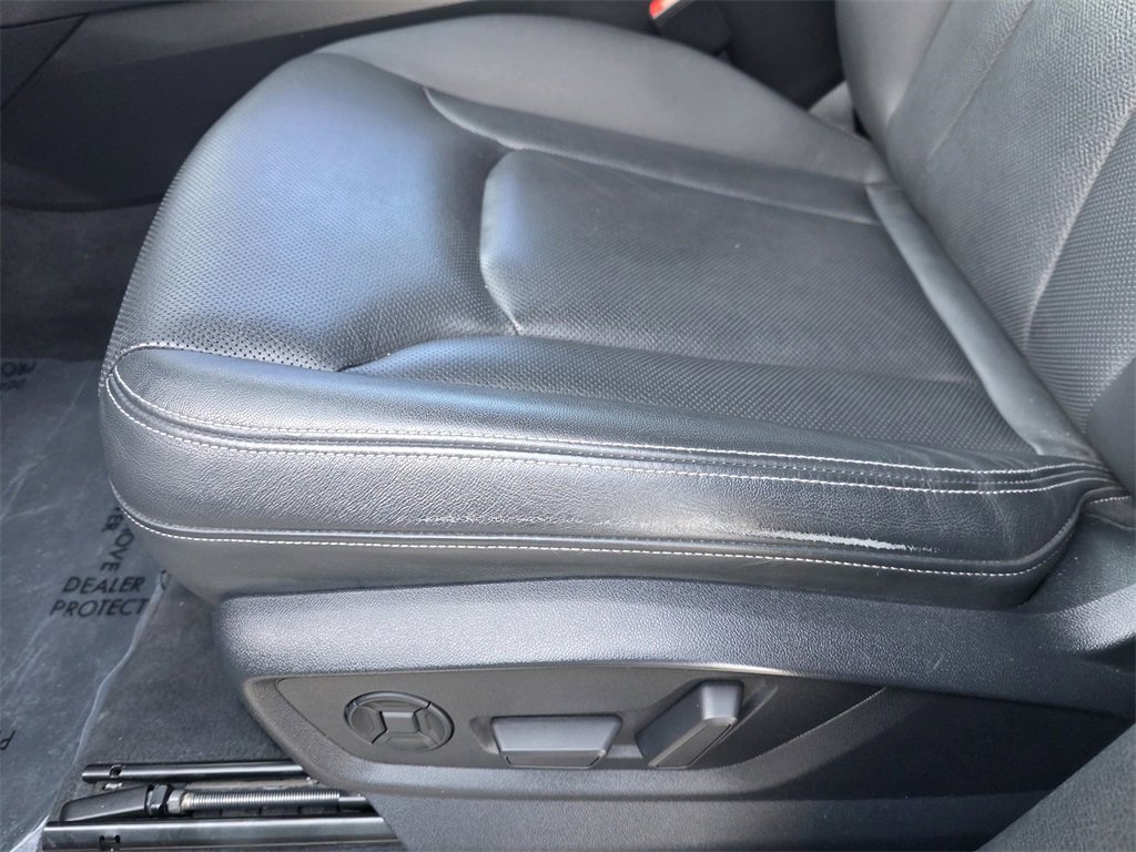 Used 2023 Audi Q8 Premium Plus image 18