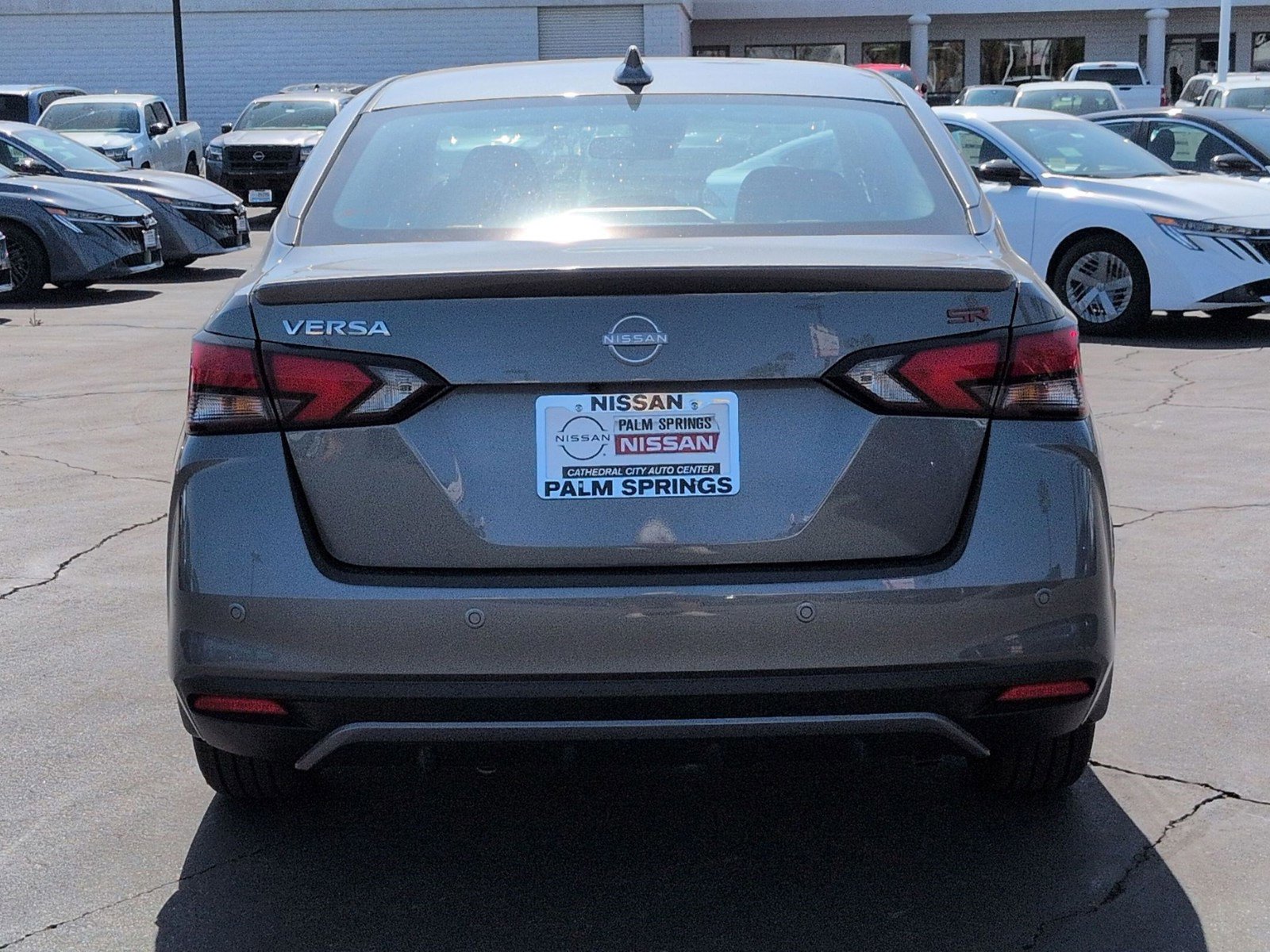 New 2025 Nissan Versa SR w/ Trunk Package image 4