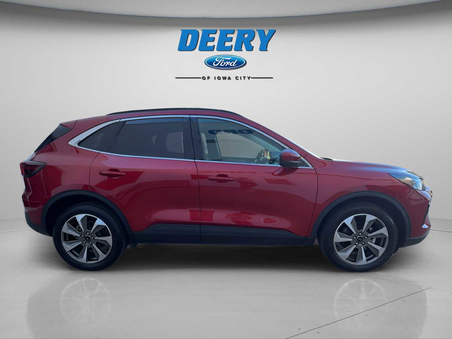 Used 2023 Ford Escape Platinum image 7