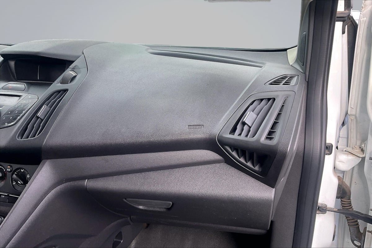 Used 2015 Ford Transit Connect XL FWD image 17