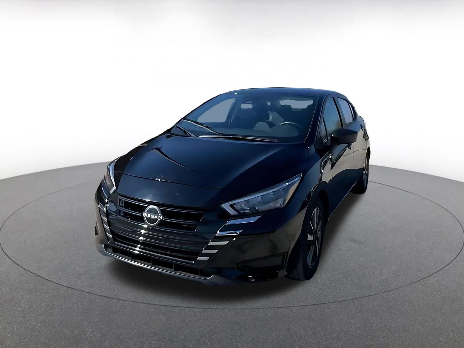 Used 2025 Nissan Versa SV image 7