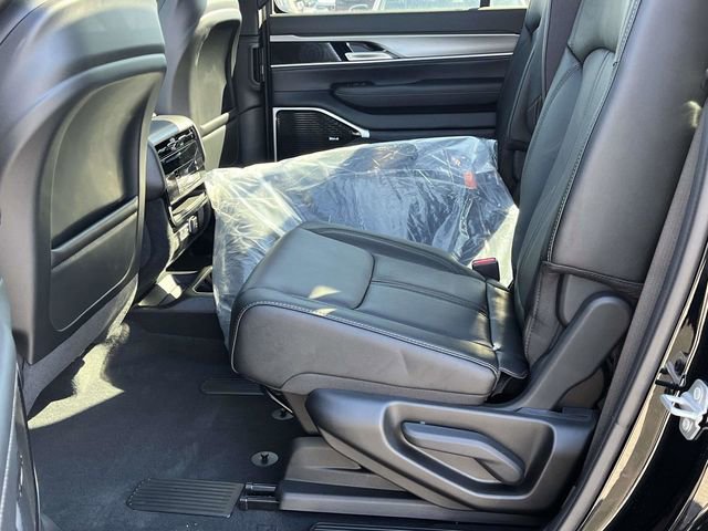 New 2026 Jeep Grand Wagoneer Limited image 13