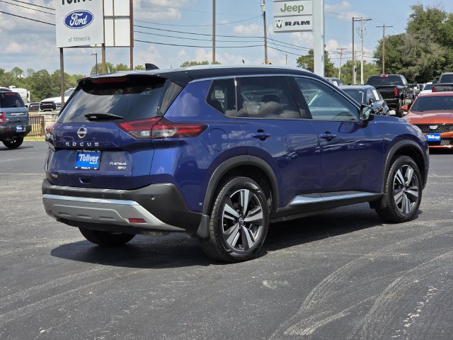 Used 2022 Nissan Rogue Platinum w/ Head-Up Display Package AWD/4WD image 8
