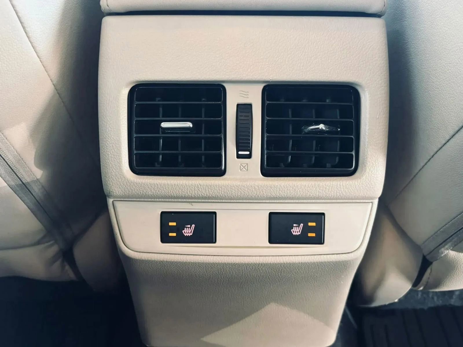 Used 2017 Subaru Outback 2.5i Limited image 24