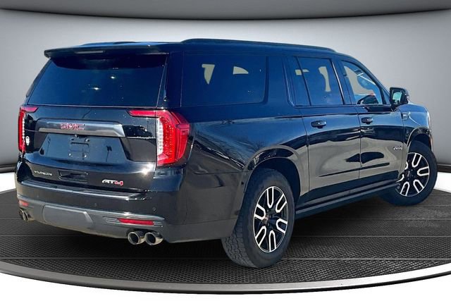 Used 2022 GMC Yukon XL AT4 w/ AT4 Premium Plus Package AWD/4WD image 6