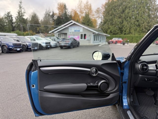 Used 2023 MINI Cooper S image 13