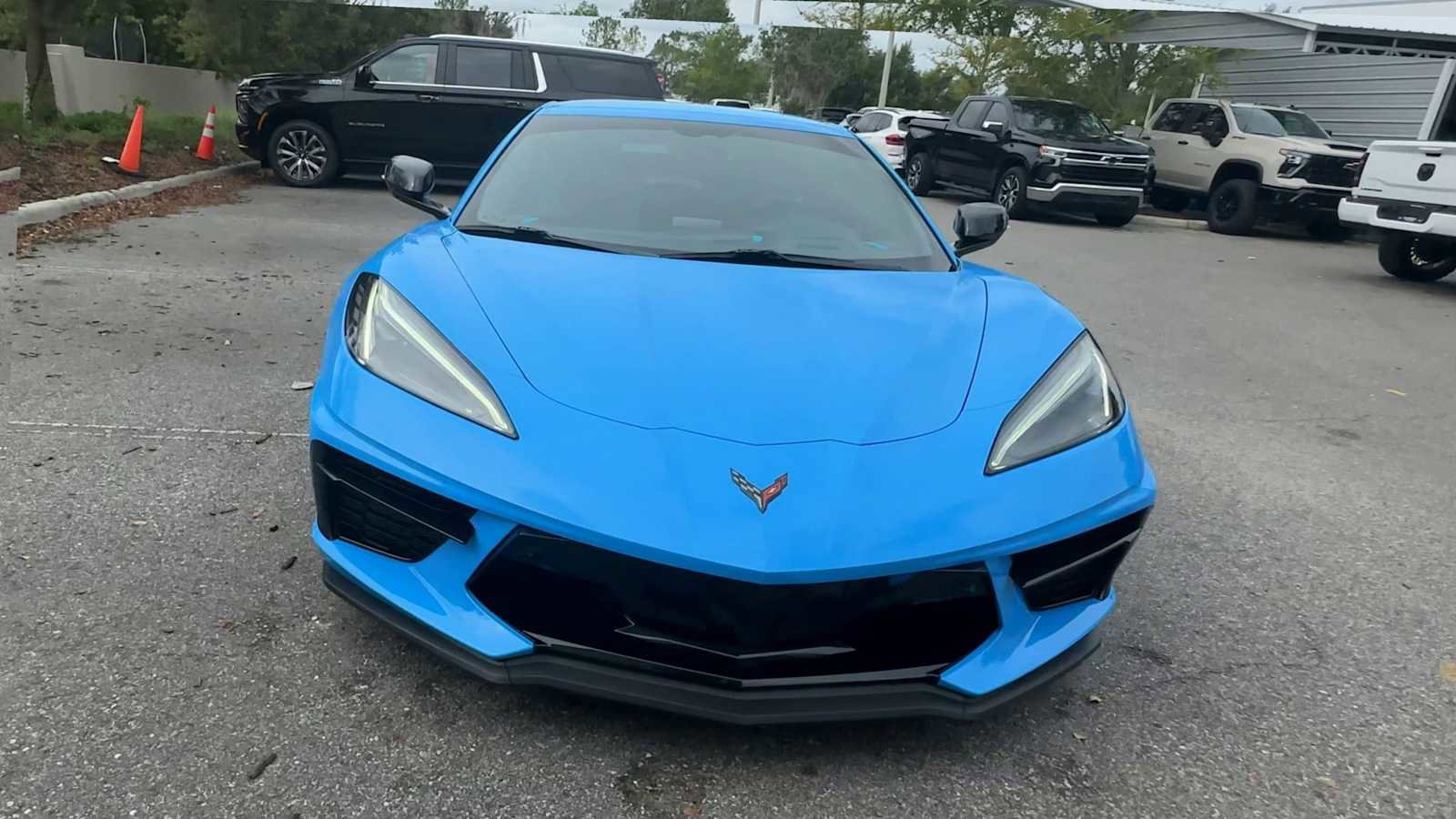 Used 2023 Chevrolet Corvette Stingray Premium Conv w/ Z51 Performance Package RWD image 3