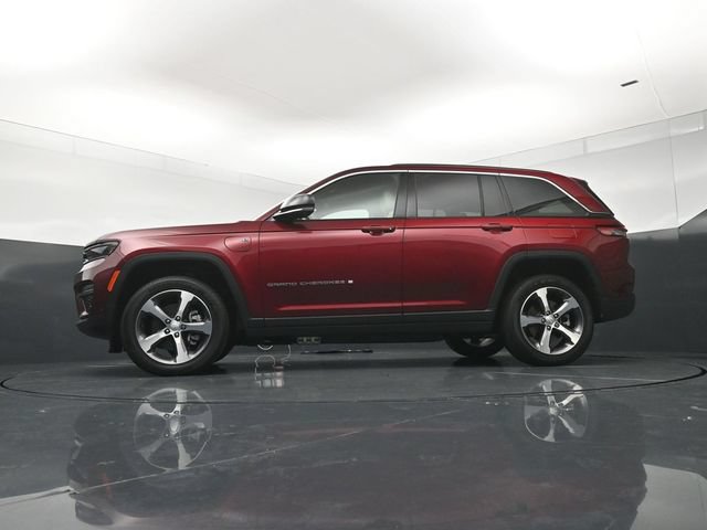Used 2024 Jeep Grand Cherokee Limited 4xe w/ Luxury Tech Group II AWD/4WD image 21