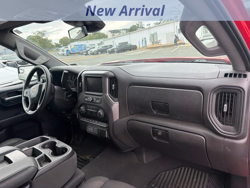 Certified 2022 Chevrolet Silverado 1500 Custom AWD/4WD image 3