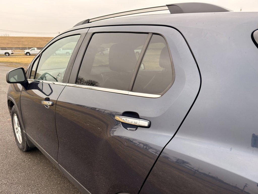 Used 2018 Chevrolet Trax LT w/ Driver Confidence Package image 13