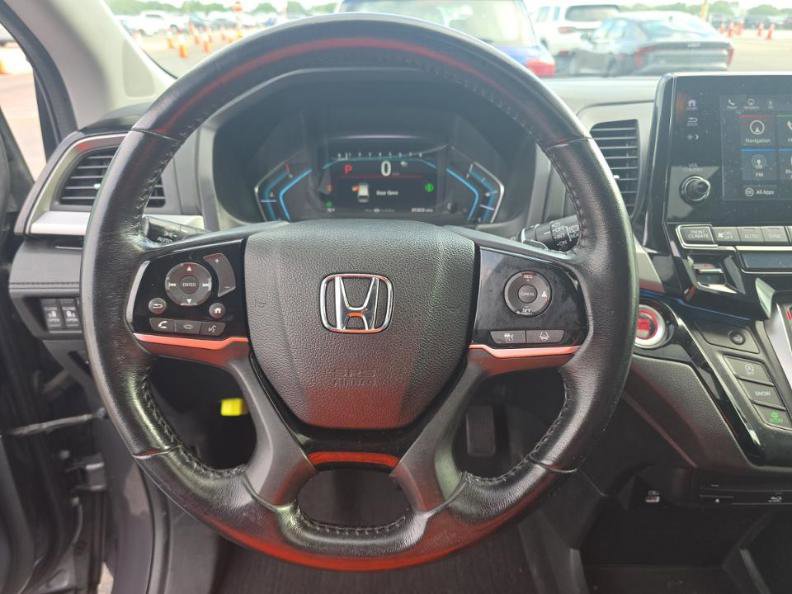 Used 2021 Honda Odyssey Touring image 11