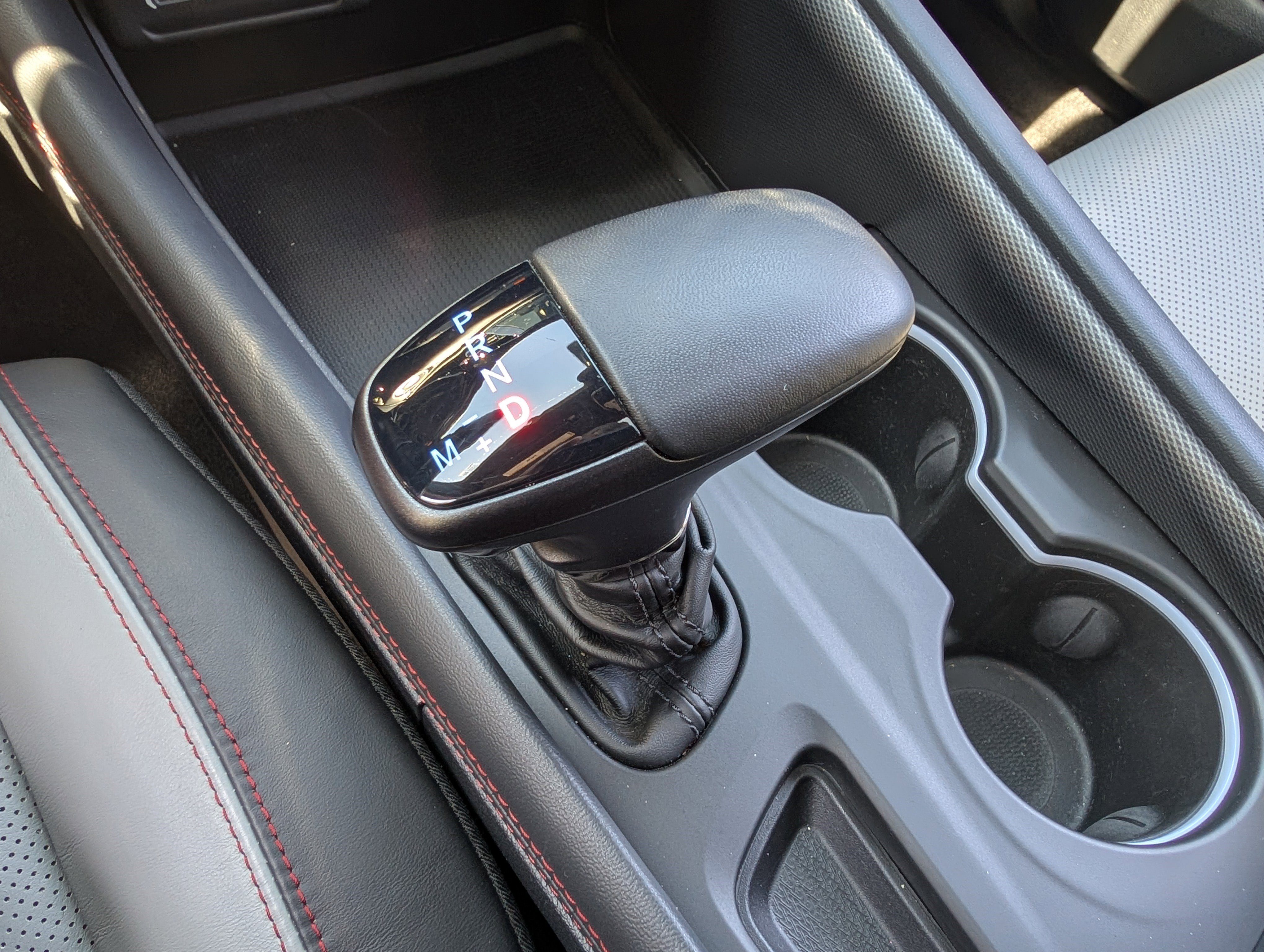 Used 2024 Dodge Durango GT RWD image 33