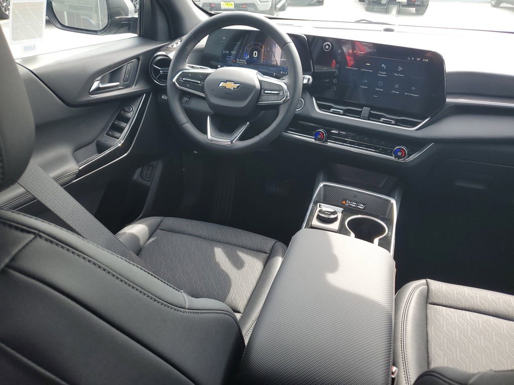 New 2026 Chevrolet Equinox LT image 6