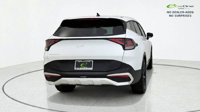 Used 2025 Kia Sportage EX FWD image 7