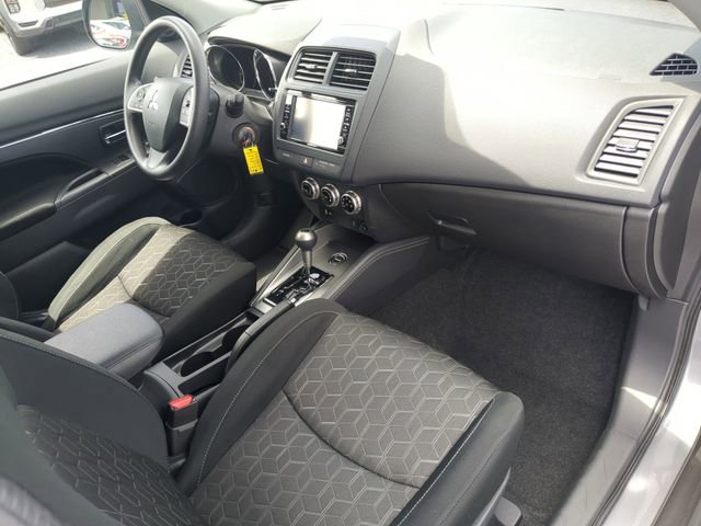 Used 2025 Mitsubishi Outlander Sport ES AWD/4WD image 13