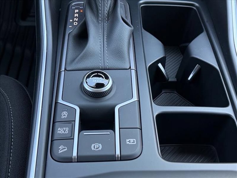 New 2026 Kia Sorento LX FWD image 18