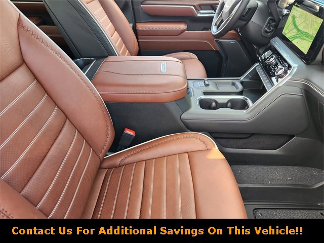 New 2026 GMC Sierra 2500 Denali Ultimate w/ LPO, Black Badging Package image 10