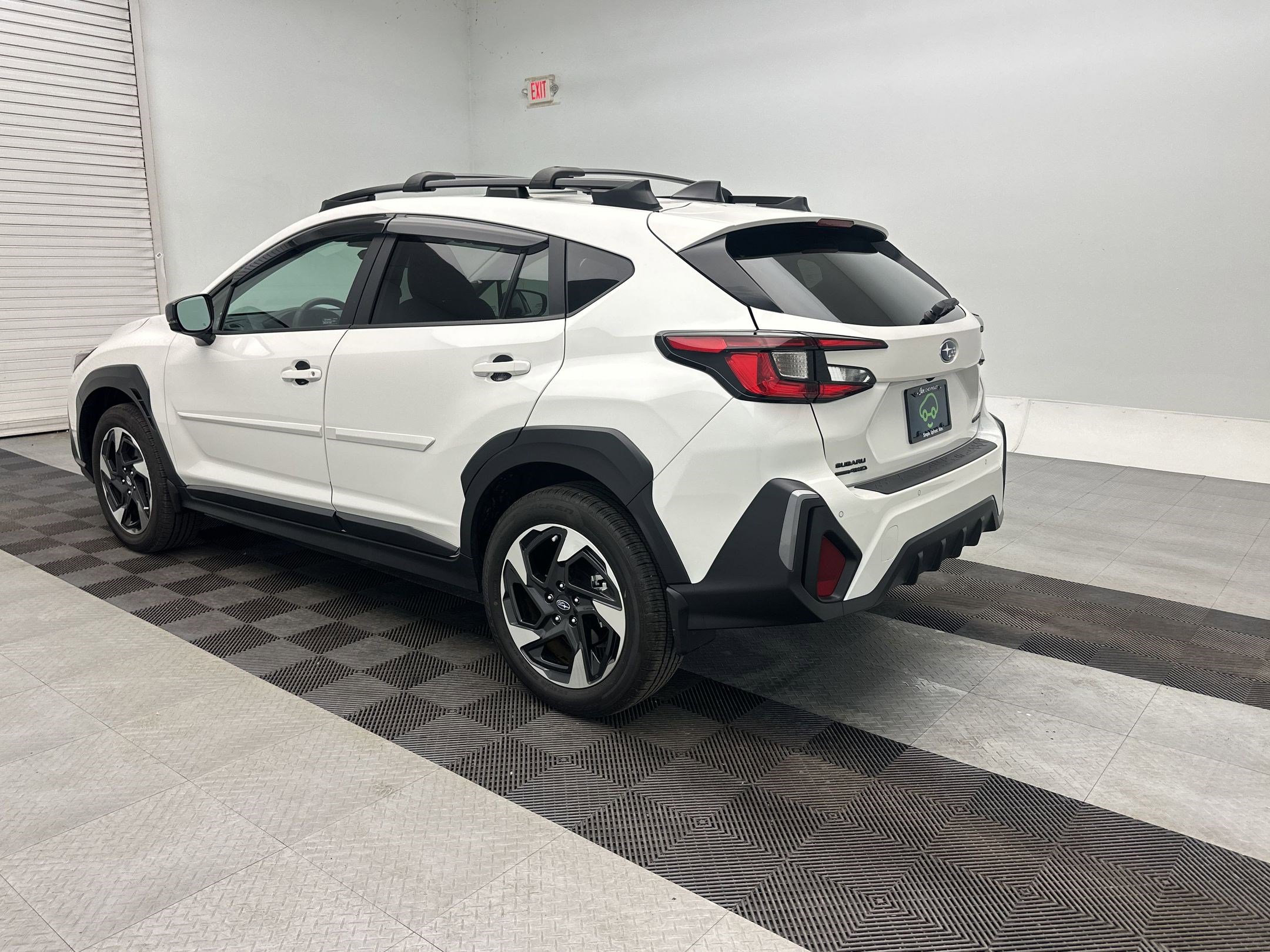 Used 2026 Subaru Crosstrek 2.5i Limited AWD/4WD image 3