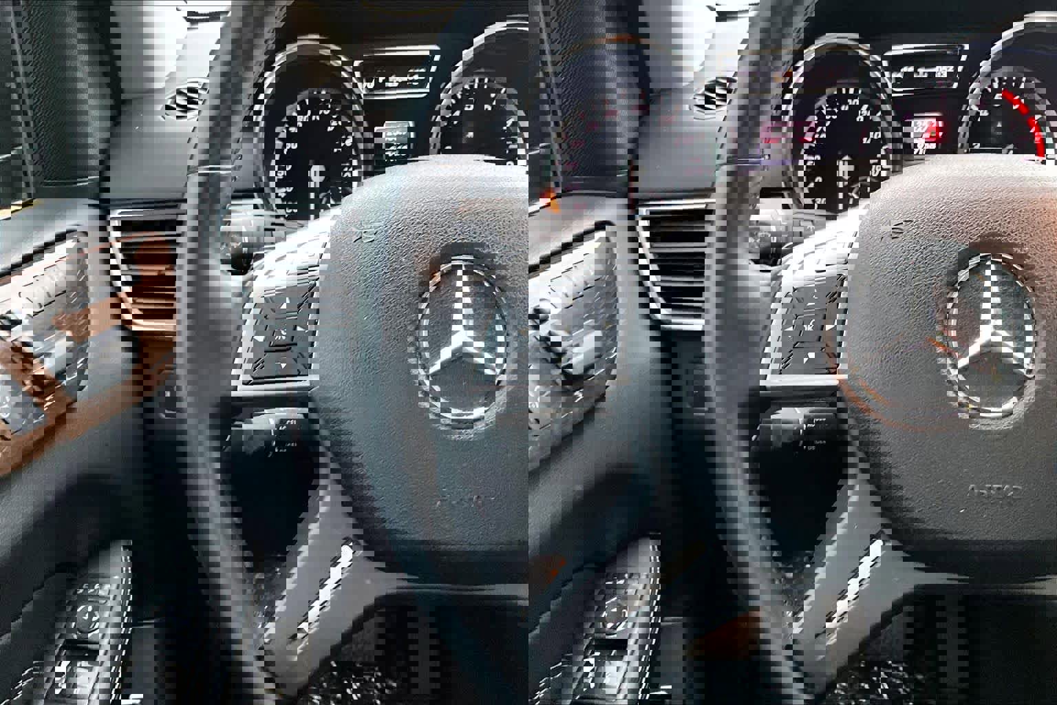 Used 2013 Mercedes-Benz ML 350 2WD image 22