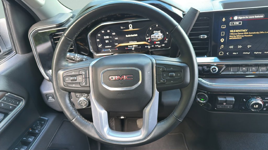 Used 2026 GMC Sierra 1500 SLT RWD image 15
