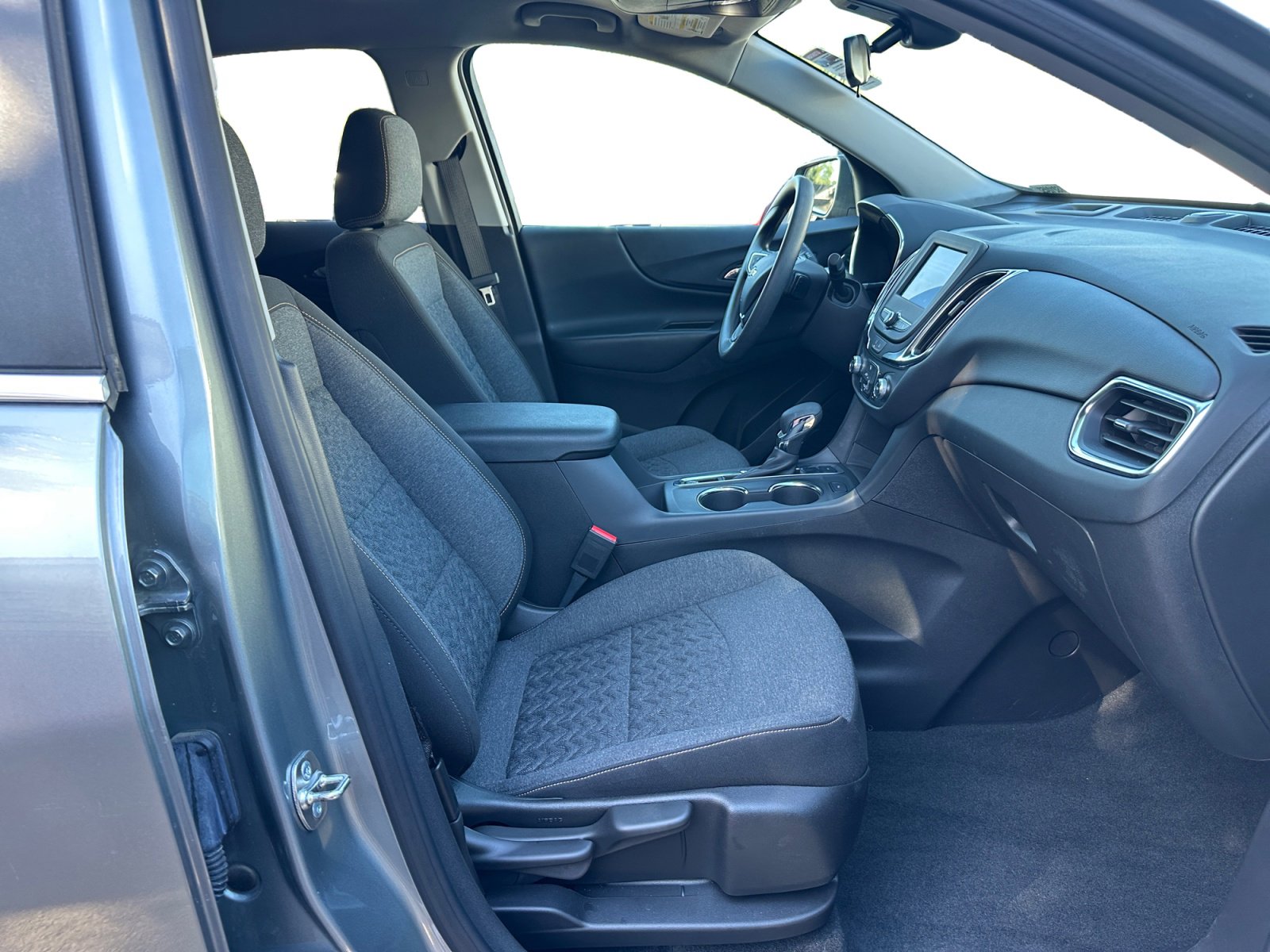 Used 2024 Chevrolet Equinox LT AWD/4WD image 15