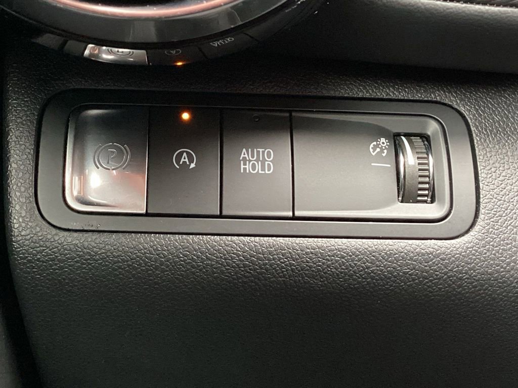Used 2025 Chevrolet Equinox LT FWD image 28