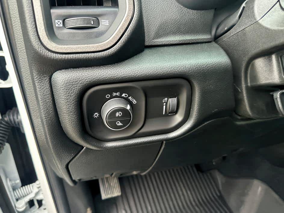 New 2026 RAM 3500 Tradesman AWD/4WD image 12