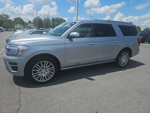 Used 2023 Ford Expedition Max Platinum AWD/4WD image 4