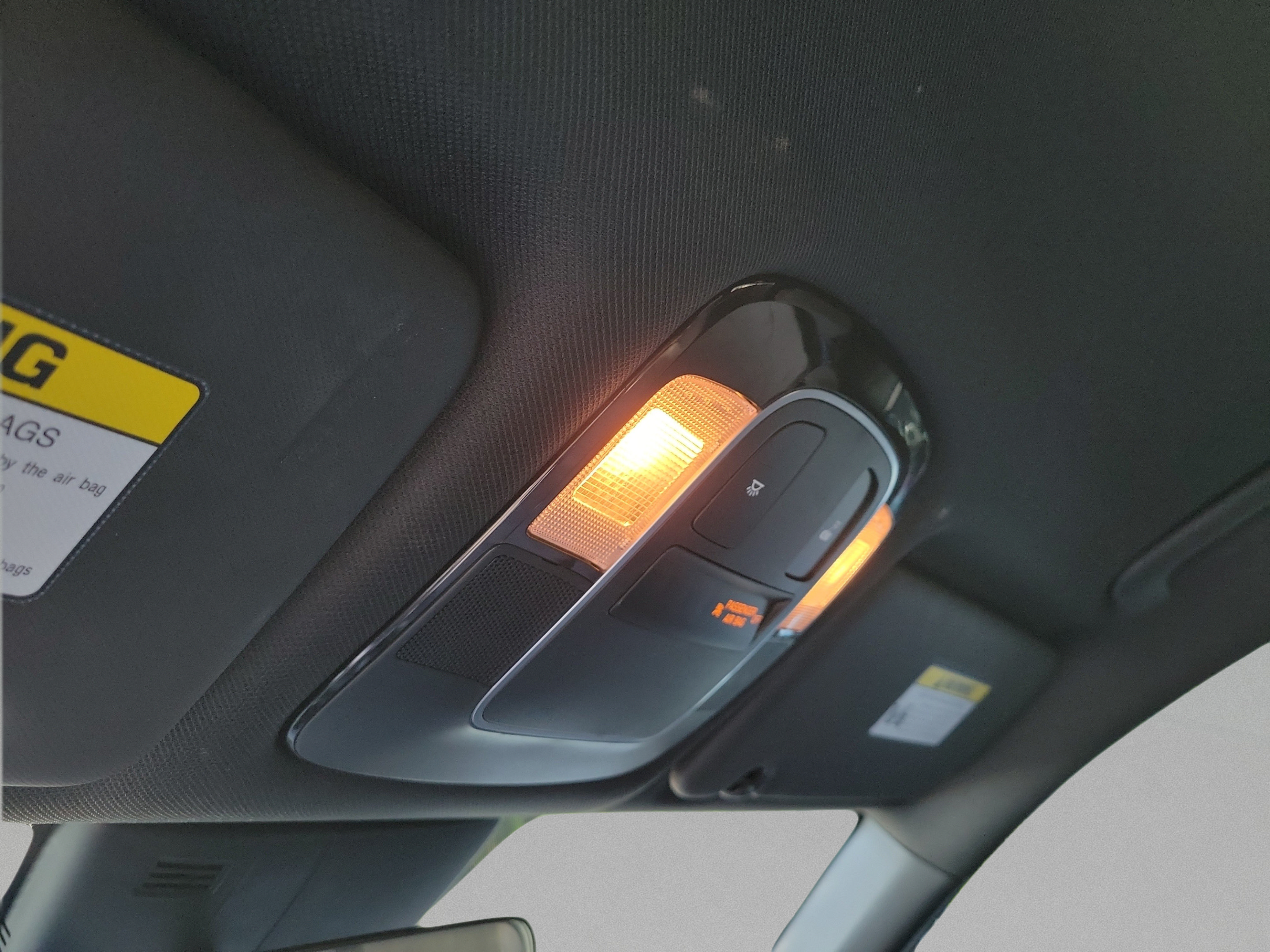 Used 2023 Hyundai Santa Cruz SE FWD image 28