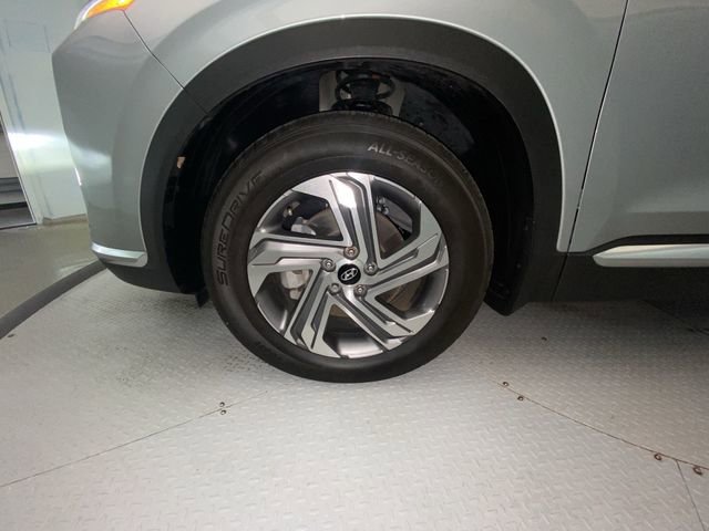Used 2023 Hyundai Santa Fe SEL w/ Premium Package FWD image 10