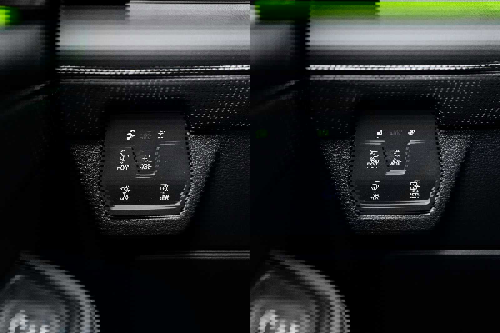 New 2026 Volkswagen Atlas SEL image 28