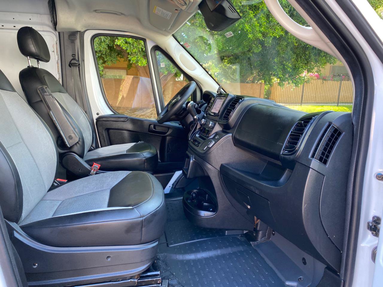 Used 2022 RAM ProMaster 2500 w/ Convenience Group FWD image 41