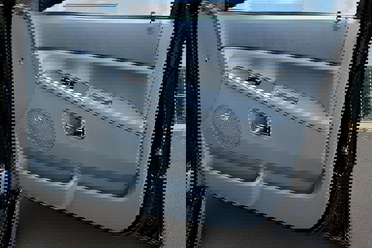 Used 2007 Jeep Grand Cherokee SRT8 w/ SRT Option Group I image 29