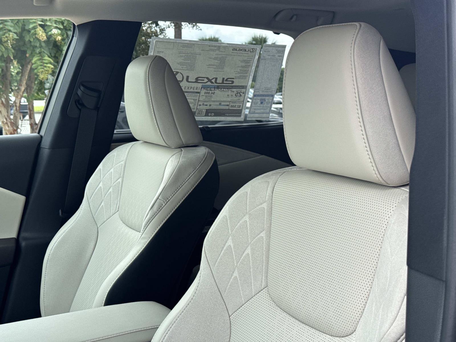 New 2026 Lexus RX 350 FWD image 12