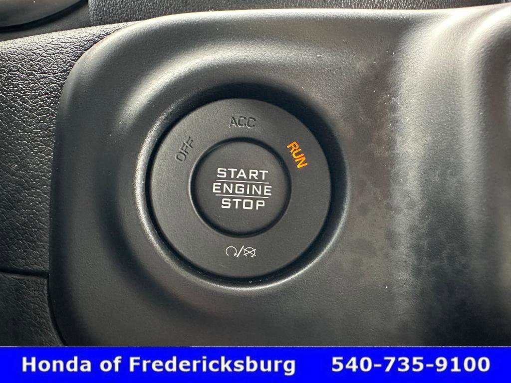 Used 2020 Jeep Wrangler Unlimited Sahara image 24