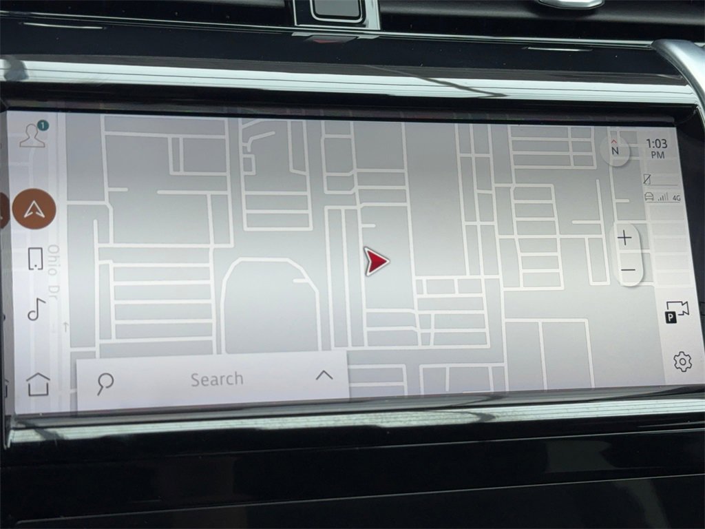 Used 2023 Land Rover Discovery Sport SE image 27