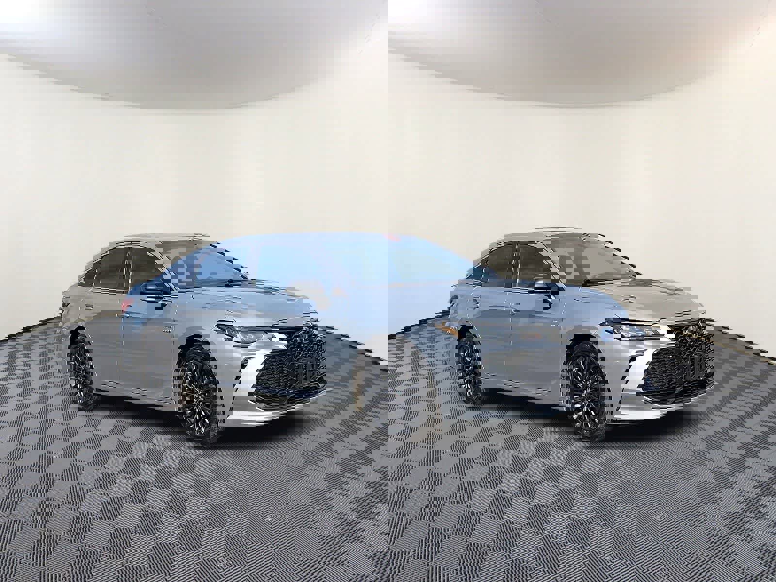 Certified 2020 Toyota Avalon XSE w/ All Weather Liner Package image 5