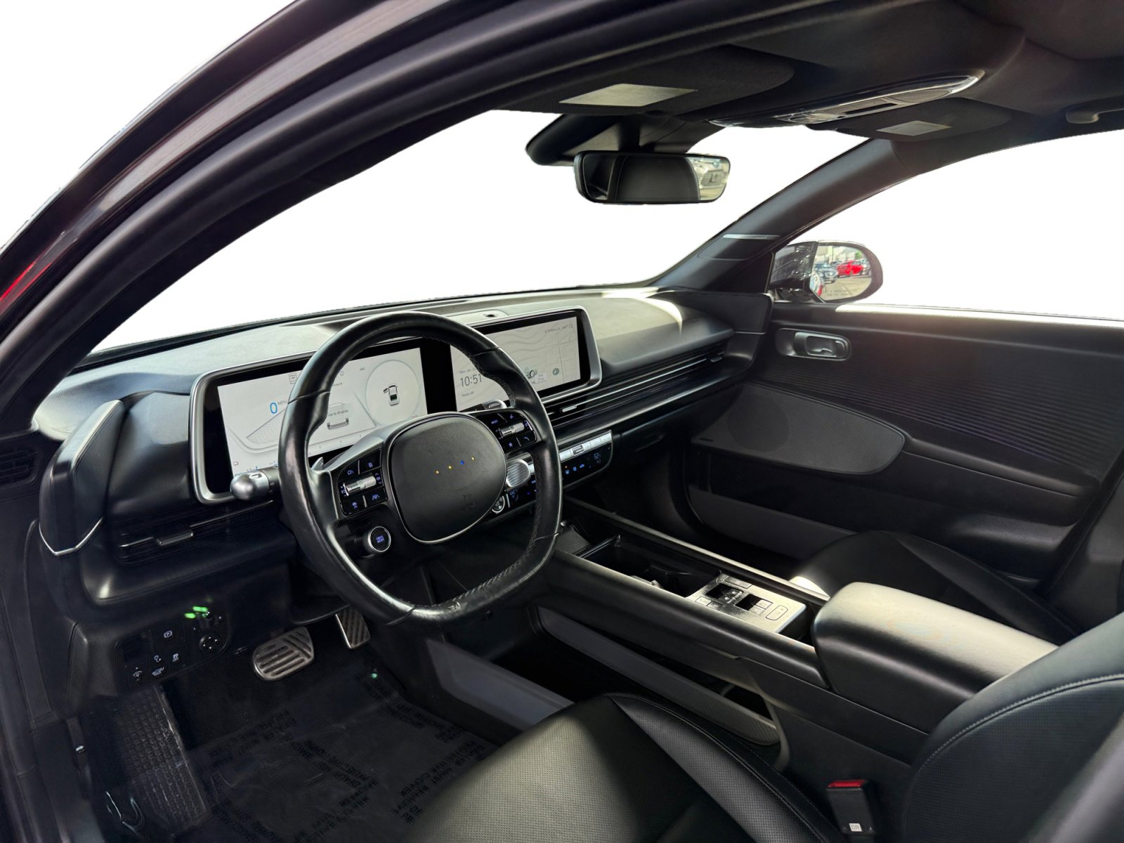 Used 2024 Hyundai Ioniq 6 Limited image 9