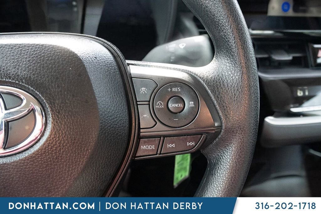 Used 2024 Toyota Corolla LE image 12