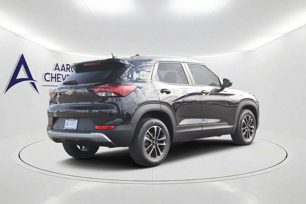 New 2026 Chevrolet TrailBlazer LT w/ LT Cold Weather Package FWD image 4