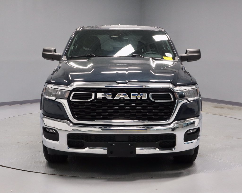 Used 2025 RAM 1500 Big Horn AWD/4WD image 6