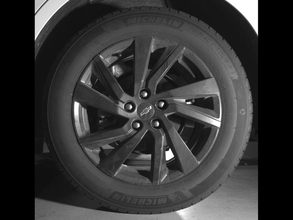 Certified 2024 Chevrolet Equinox LS w/ Sport Edition FWD image 16