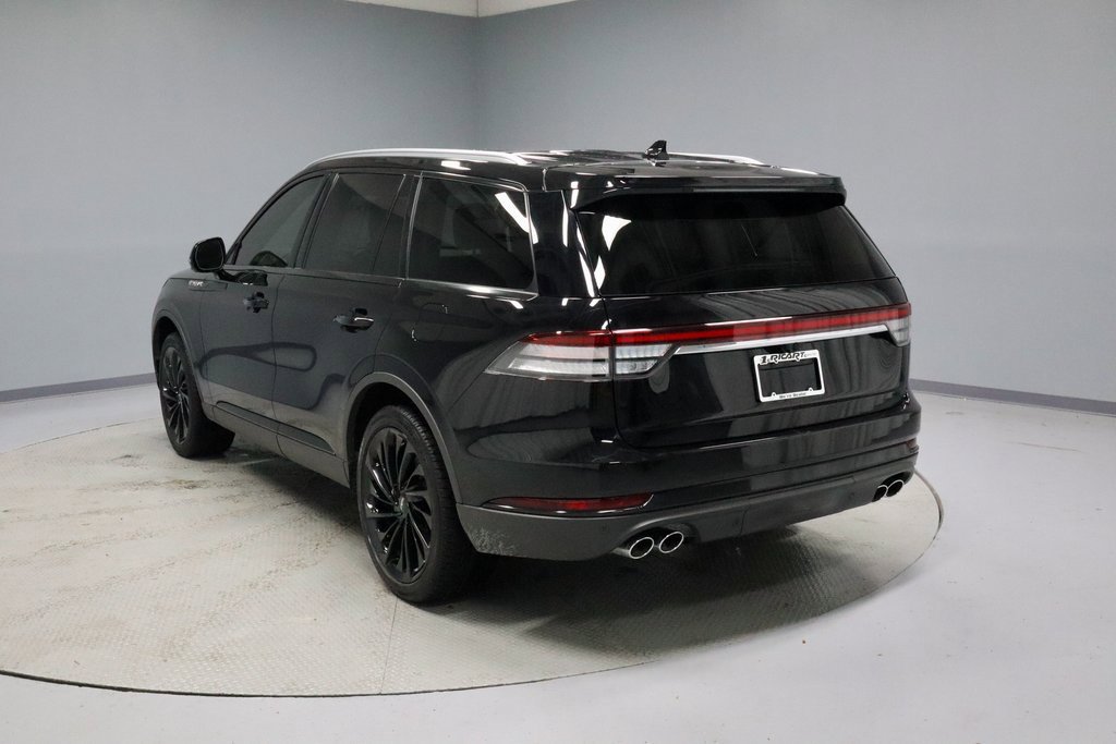 Used 2023 Lincoln Aviator Reserve w/ Class IV Trailer Tow Package image 11