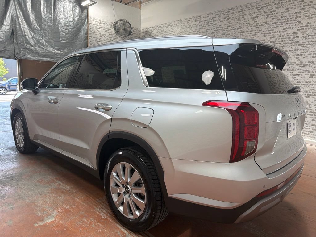 Used 2024 Hyundai Palisade SEL FWD image 5