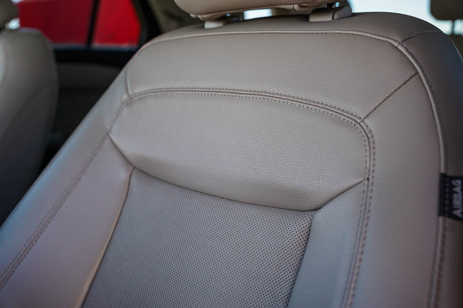 Used 2023 Ford Explorer Limited image 26