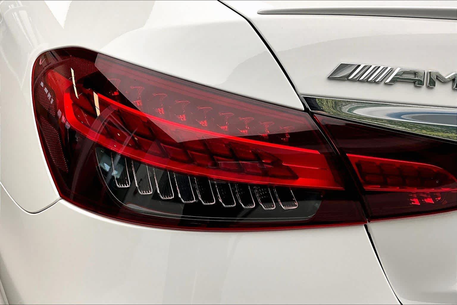 Used 2022 Mercedes-Benz E 53 AMG 4MATIC Sedan image 28