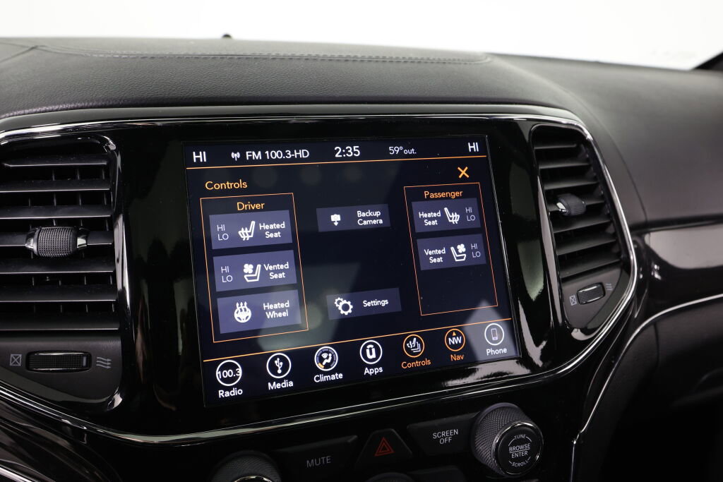 Used 2019 Jeep Grand Cherokee Overland image 38