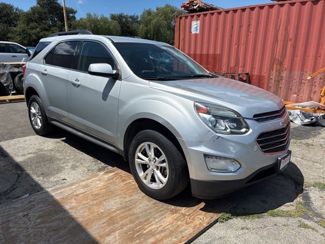Used 2017 Chevrolet Equinox LT FWD image 2