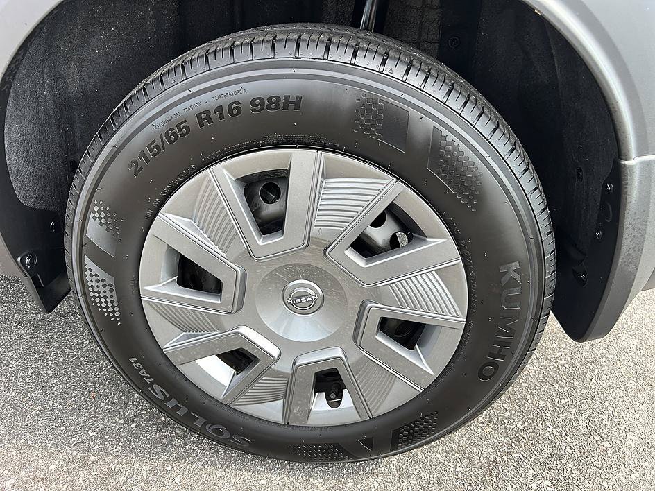 Certified 2025 Nissan Kicks S AWD/4WD image 10